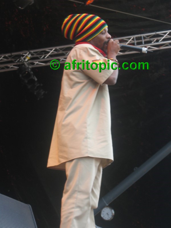 ../Images/Summerjam2005_4 119.jpg